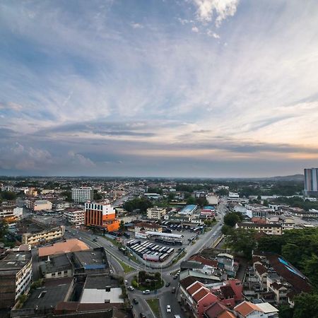 Jomstay Majestic Premier Suites Ipoh Town Exterior foto